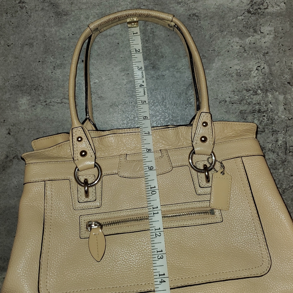 Coach Bag - Picture 9 of 9